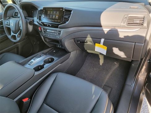 New 2026 Honda Ridgeline RTL image 16