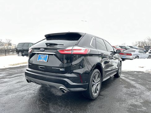 Used 2019 Ford Edge Titanium w/ Equipment Group 301A image 3