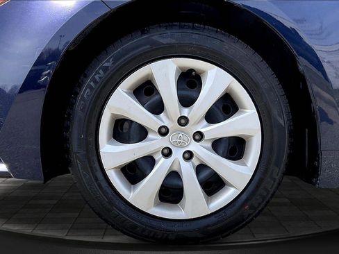 Used 2024 Toyota Corolla LE FWD image 9