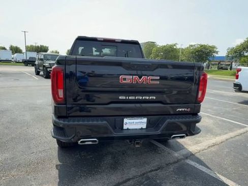 Used 2023 GMC Sierra 1500 AT4 w/ AT4 Preferred Package AWD/4WD image 7