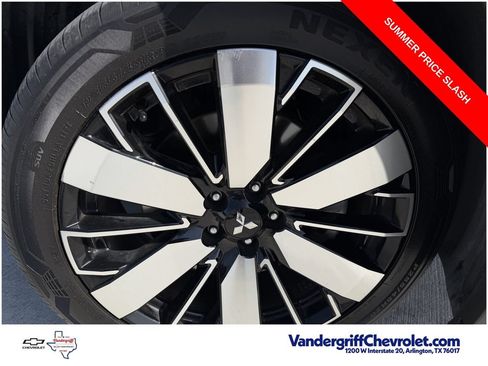 Used 2025 Mitsubishi Outlander SE FWD image 9