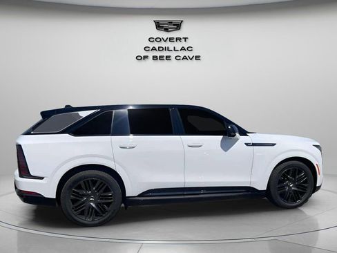 New 2025 Cadillac Escalade IQ Sport 2 w/ LPO, ONYX Package image 18