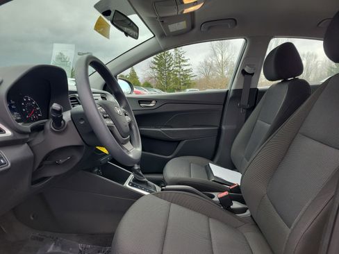 Used 2022 Hyundai Accent SE image 15