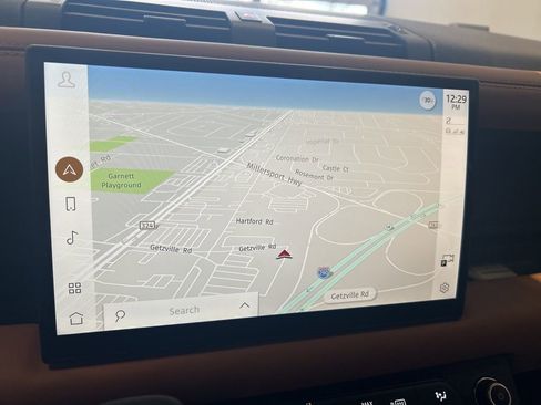 Used 2024 Land Rover Defender 110 X image 10