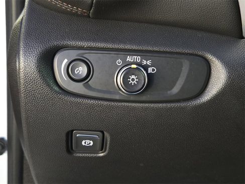 Used 2024 Chevrolet Blazer Premier w/ Driver Confidence II Package image 25