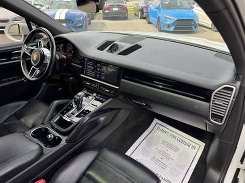 Used 2019 Porsche Cayenne AWD/4WD image 29