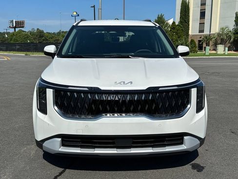 New 2027 Kia Carnival EX FWD image 2