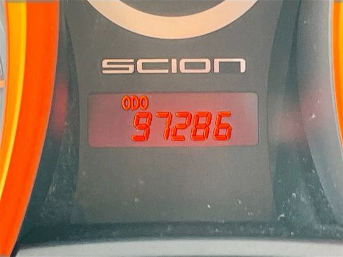 Used 2015 Scion tC image 12