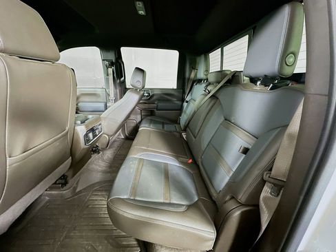 Used 2023 GMC Sierra 2500 Denali w/ Technology Package AWD/4WD image 12