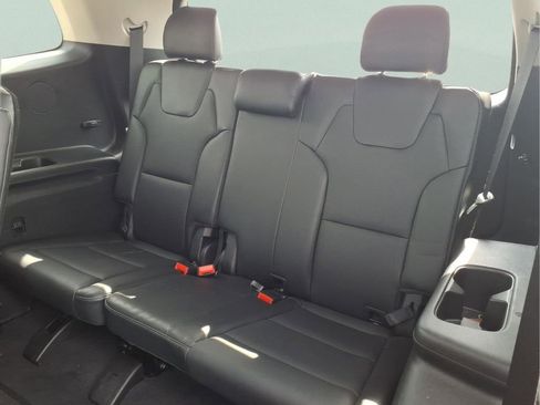Used 2024 Kia Telluride S image 14