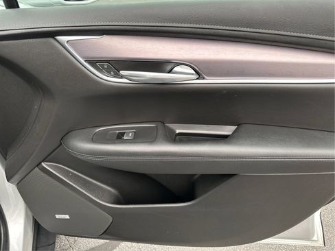 Used 2020 Cadillac XT5 Luxury FWD image 21