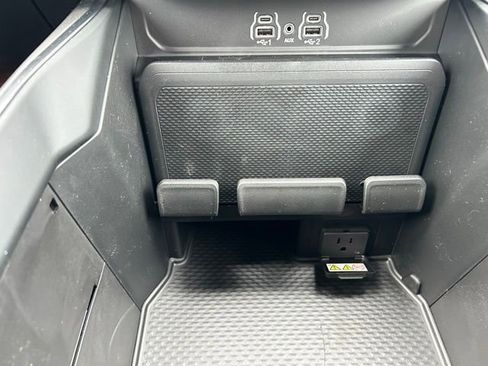 New 2026 RAM 1500 4x4 Crew Cab image 29