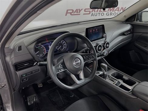 Used 2024 Nissan Sentra SV image 31