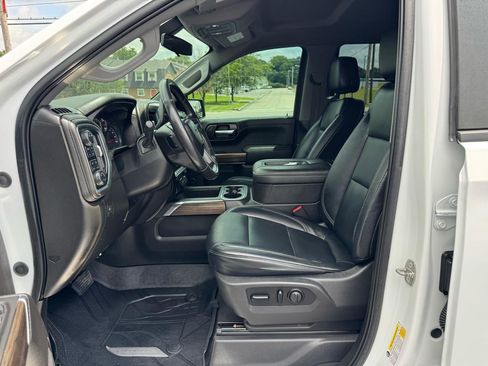 Used 2021 Chevrolet Silverado 1500 RST w/ Rally Edition AWD/4WD image 17
