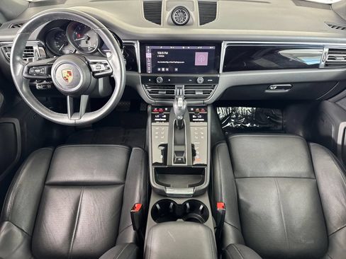 Certified 2025 Porsche Macan w/ Premium Package Plus AWD/4WD image 6