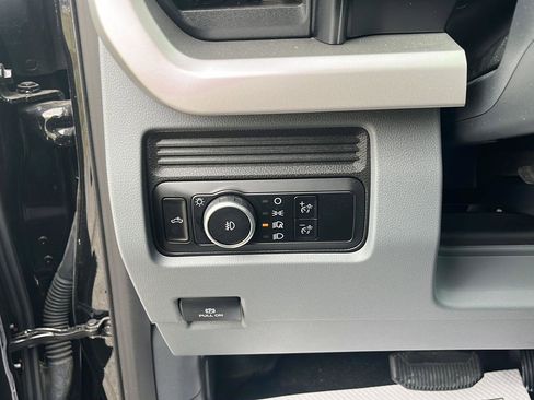 Used 2024 Ford F250 XL w/ XL Off-Road Package image 12