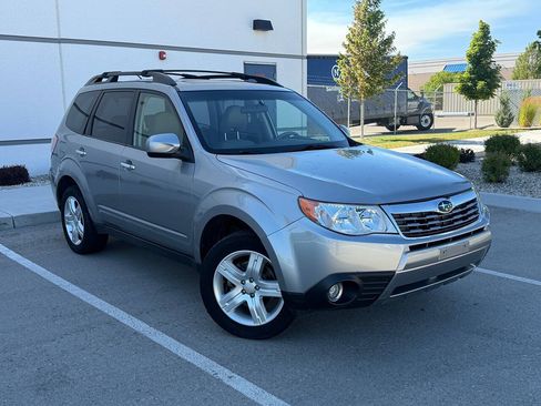 Used 2009 Subaru Forester 2.5X Limited AWD/4WD image 5