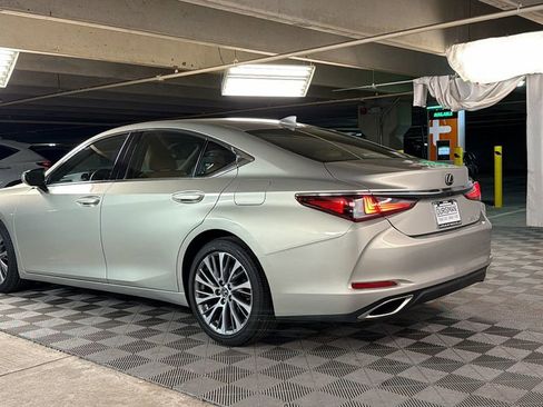 Used 2019 Lexus ES 350 w/ Premium Package image 8