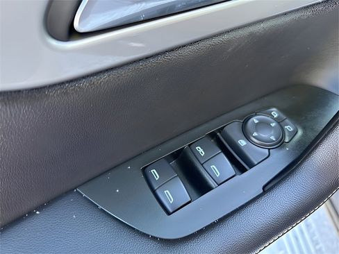 Used 2024 Chevrolet Blazer LT image 19