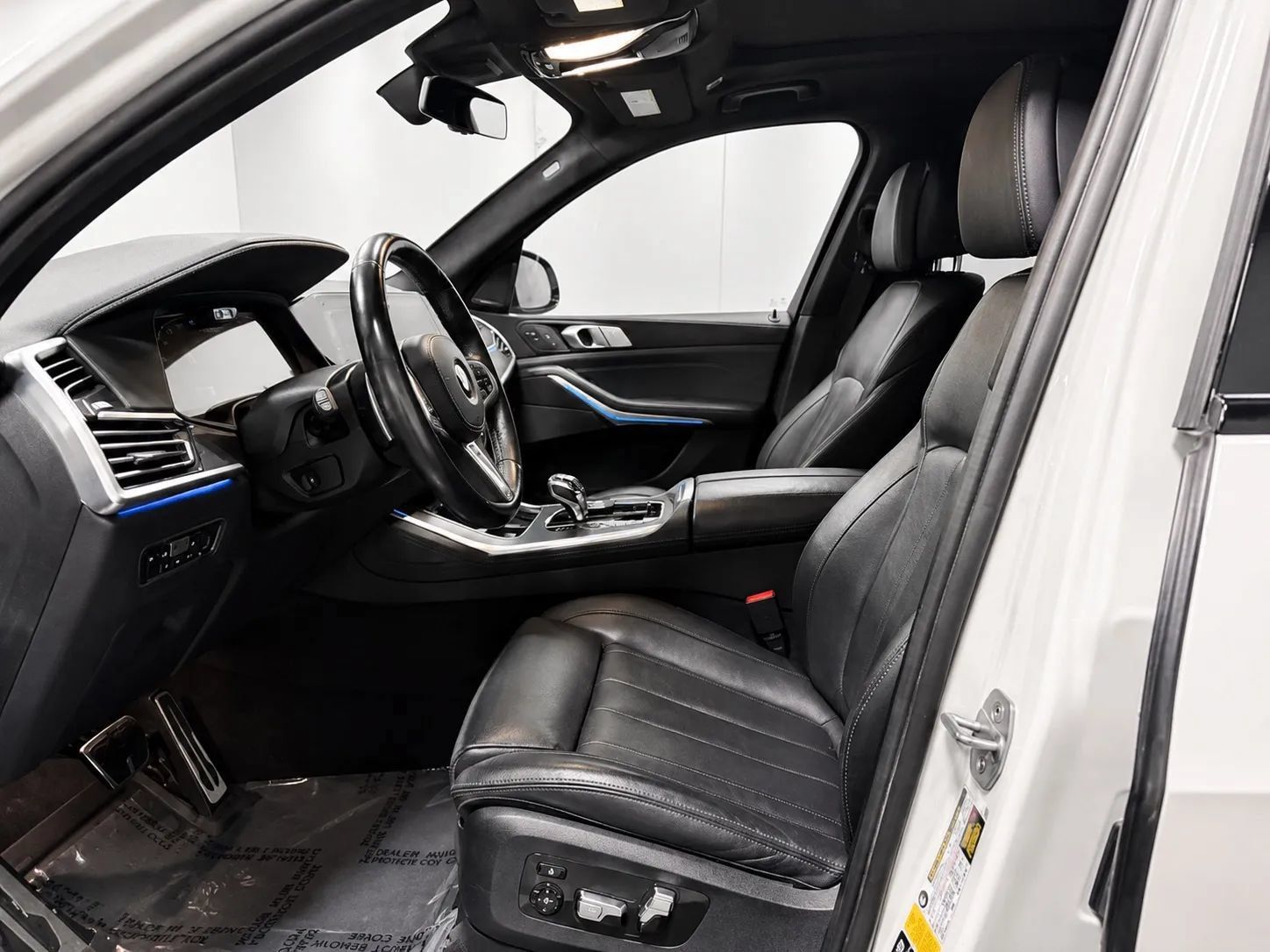 Used 2022 BMW X7 M50i AWD/4WD image 11