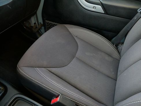 Used 2014 Jeep Wrangler Unlimited Sahara w/ Dual Top Group image 33