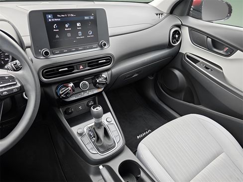 Used 2023 Hyundai Kona SEL image 28