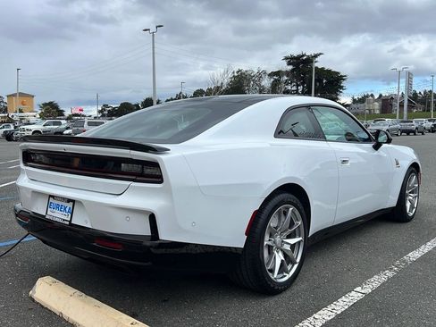 Used 2024 Dodge Charger Scat Pack w/ Plus Group image 8