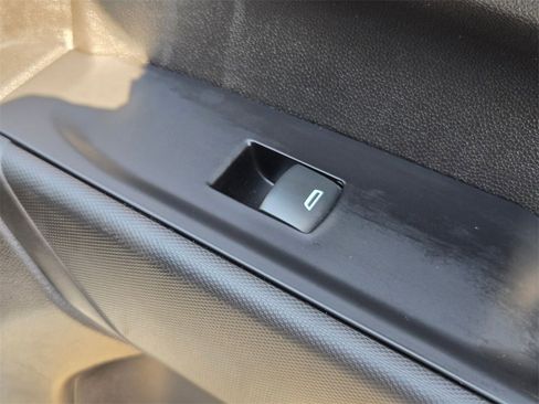 Used 2020 Chevrolet Silverado 1500 Custom w/ Custom Value Package image 27