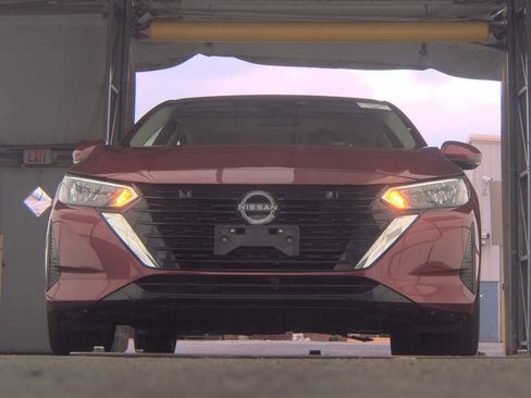 Used 2024 Nissan Sentra SV w/ SV Premium Package image 3