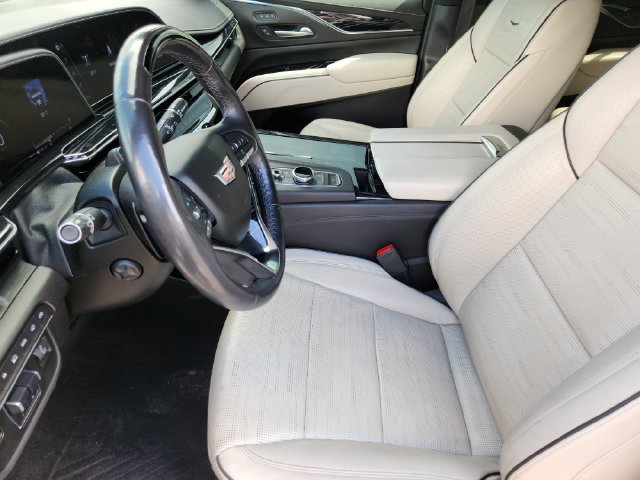 Used 2022 Cadillac Escalade ESV Sport w/ Touring Package AWD/4WD image 10