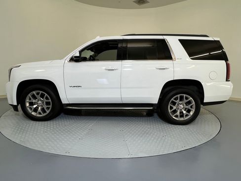 Used 2020 GMC Yukon SLT w/ Open Road Package image 2