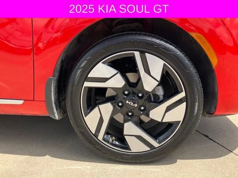 Used 2025 Kia Soul GT-Line w/ GT-Line Technology Package FWD image 10