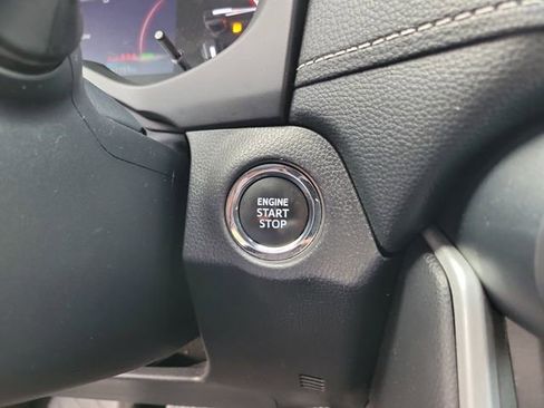 Used 2024 Toyota RAV4 XLE FWD image 25
