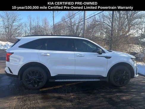 Certified 2022 Kia Sorento SX image 12
