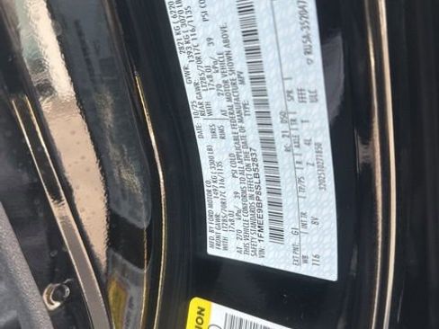 New 2025 Ford Bronco Badlands image 35