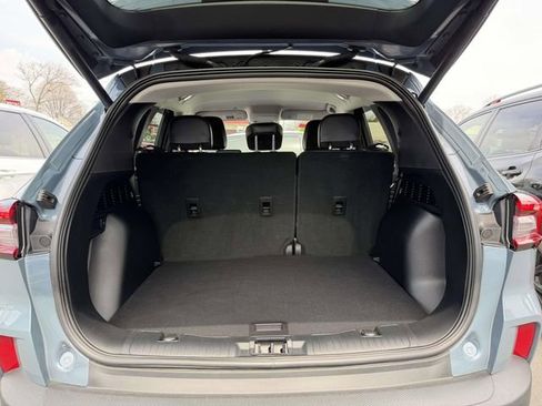 Used 2023 Ford Escape Platinum AWD/4WD image 5