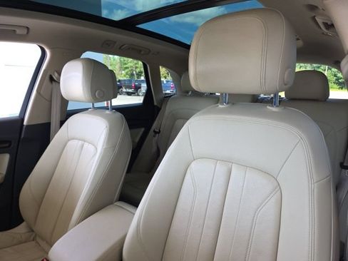 Used 2018 Audi Q5 2.0T Premium Plus w/ Premium Plus Package AWD/4WD image 21