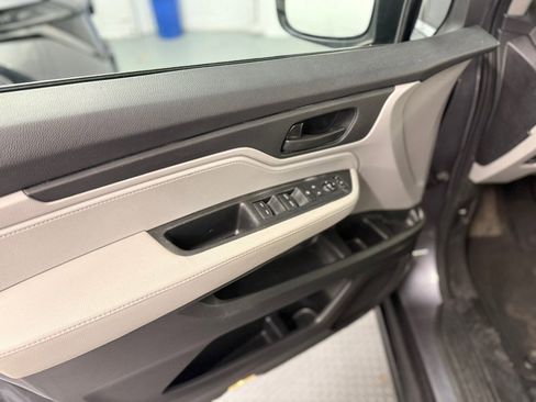 Used 2019 Honda Odyssey LX image 24