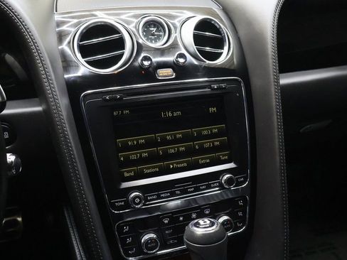 Used 2016 Bentley Continental GT image 28