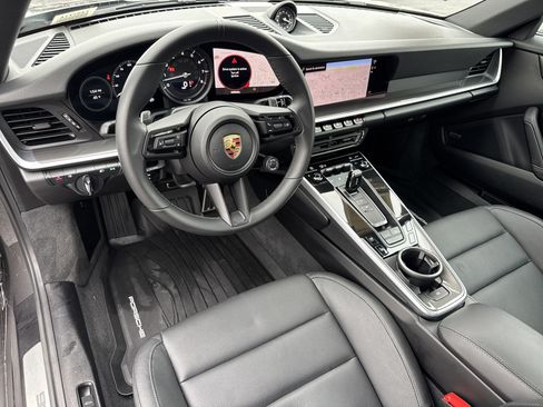 Used 2024 Porsche 911 Carrera w/ Premium Package image 28