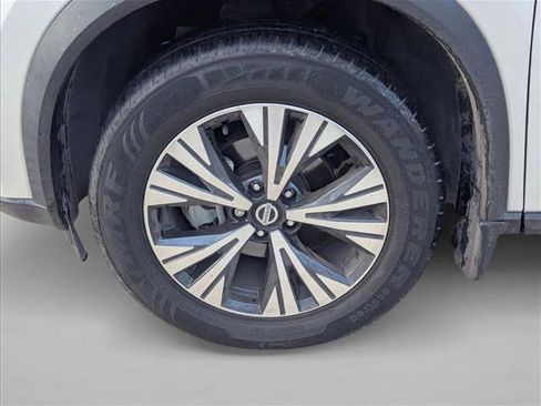 Used 2021 Nissan Rogue SV FWD image 9