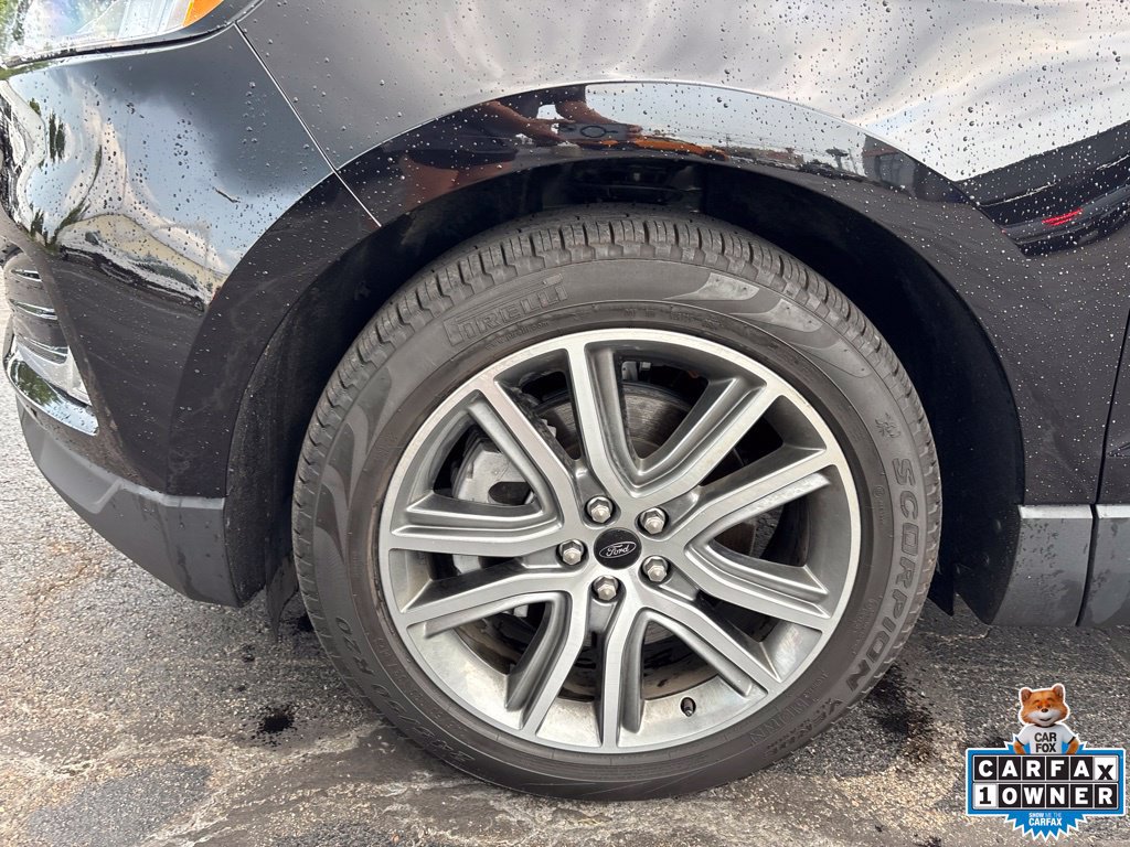 Used 2024 Ford Edge Titanium w/ Equipment Group 301A AWD/4WD image 9