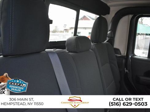 Used 2022 Jeep Gladiator Sport image 29