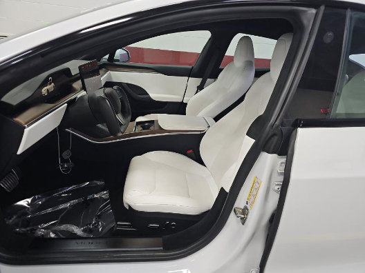 Used 2022 Tesla Model S AWD/4WD image 3