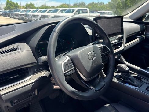 Used 2026 Toyota Grand Highlander AWD Hybrid image 9