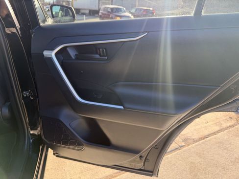 Used 2025 Toyota RAV4 LE image 23