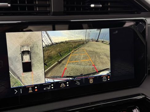 New 2026 GMC Sierra 2500 AT4X image 14