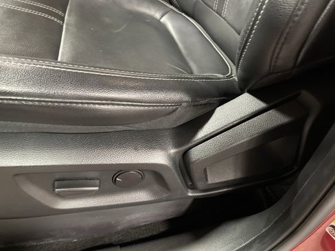 Used 2021 Ford Ranger Lariat w/ FX4 Off-Road Package image 11