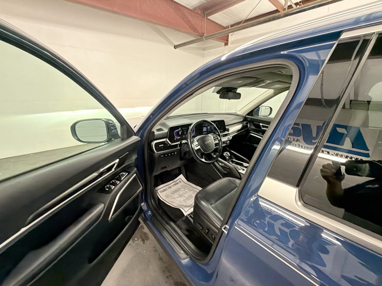 Used 2025 Kia Telluride S FWD image 10