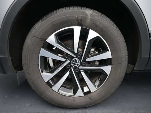 Used 2024 Volkswagen Tiguan S FWD image 10